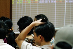 Những “ông lớn” đuối sức trong HNX30